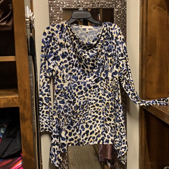 Chaus New York animal print blouse. - Picture 2 of 2